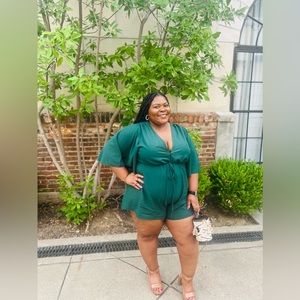 Green SHEIN jumper. Dress up or down. It looks fab 💚